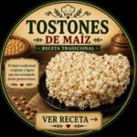 Tostones de maíz caseros elaborados con una receta tradicional, crujientes y dorados, presentados sobre un plato negro.